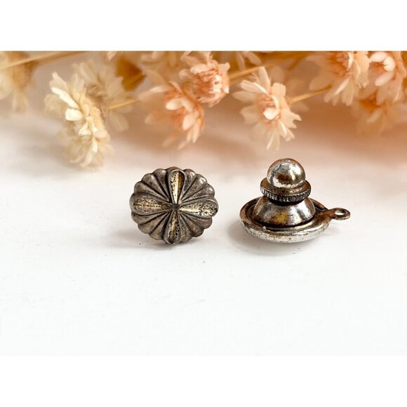 Sterling Silver Scalloped Teeny Tiny Vintage Floral Shaped Push Back Pin - Picture 3 of 10